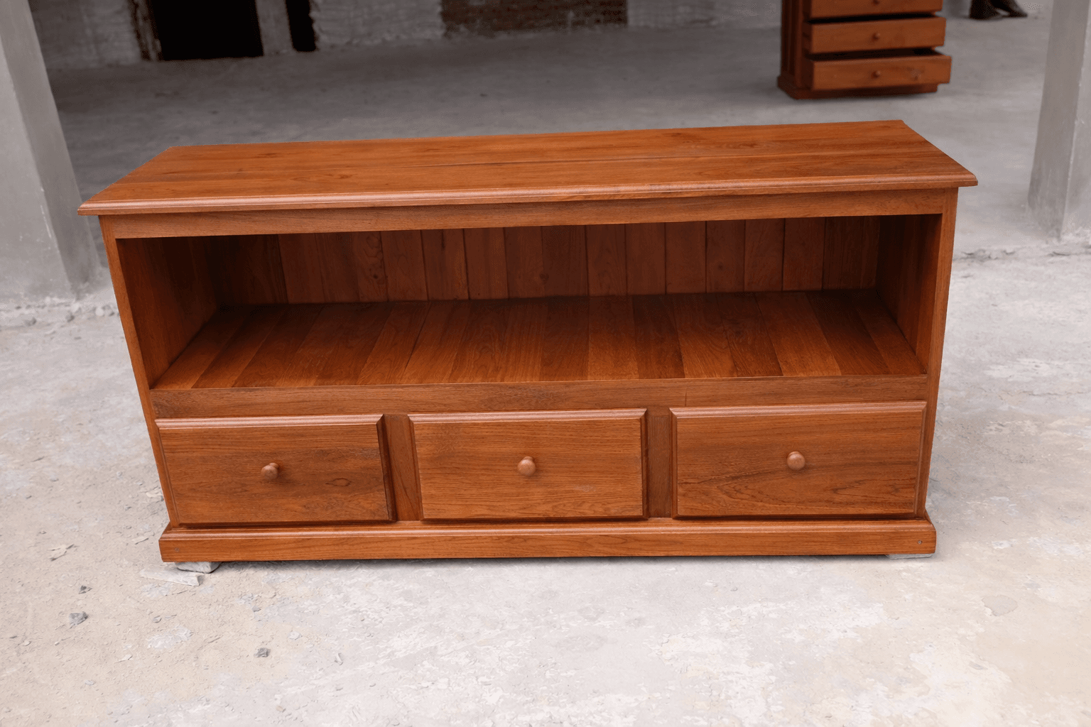 Mesa para TV de Madera Maciza con Cajón 1.40m 1